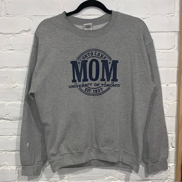 Vintage Guildan “University of Toronto Mom Crewneck” - Picture 1 of 6